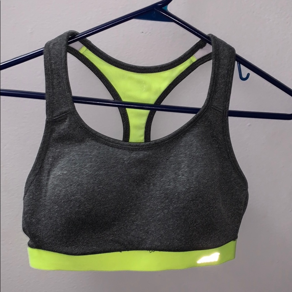 Brand new sports bra